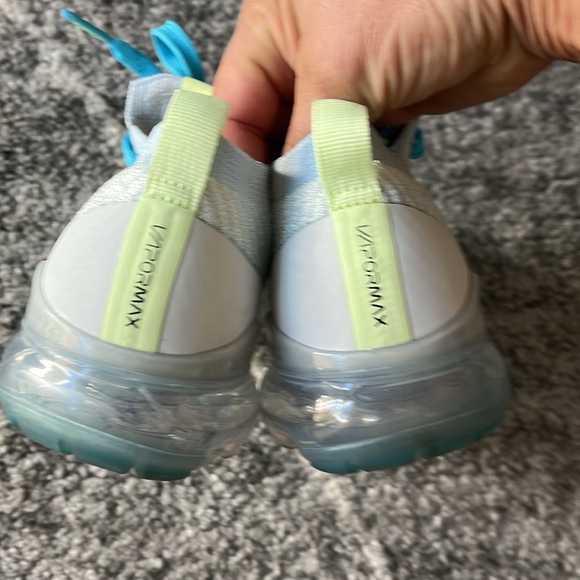 Nike air vapormax athletic shoes size 7 - Picture 7 of 9